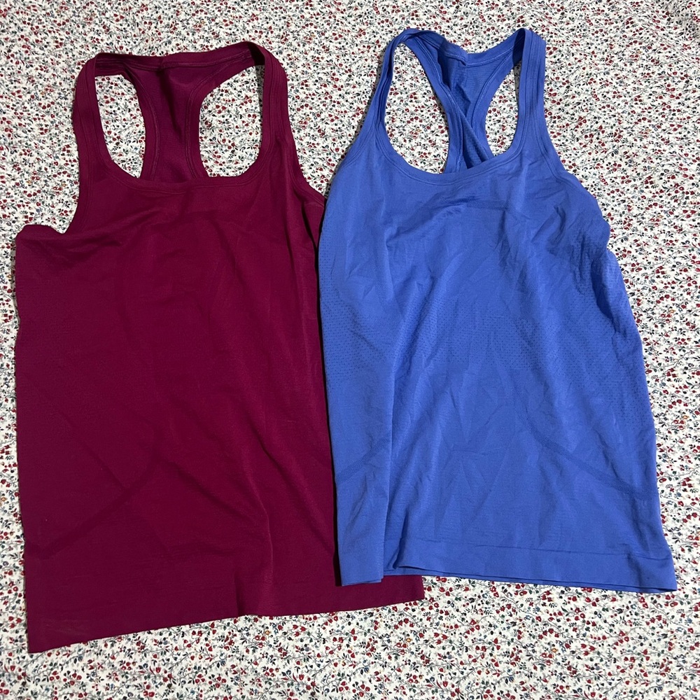 Lululemon tanks, size 6